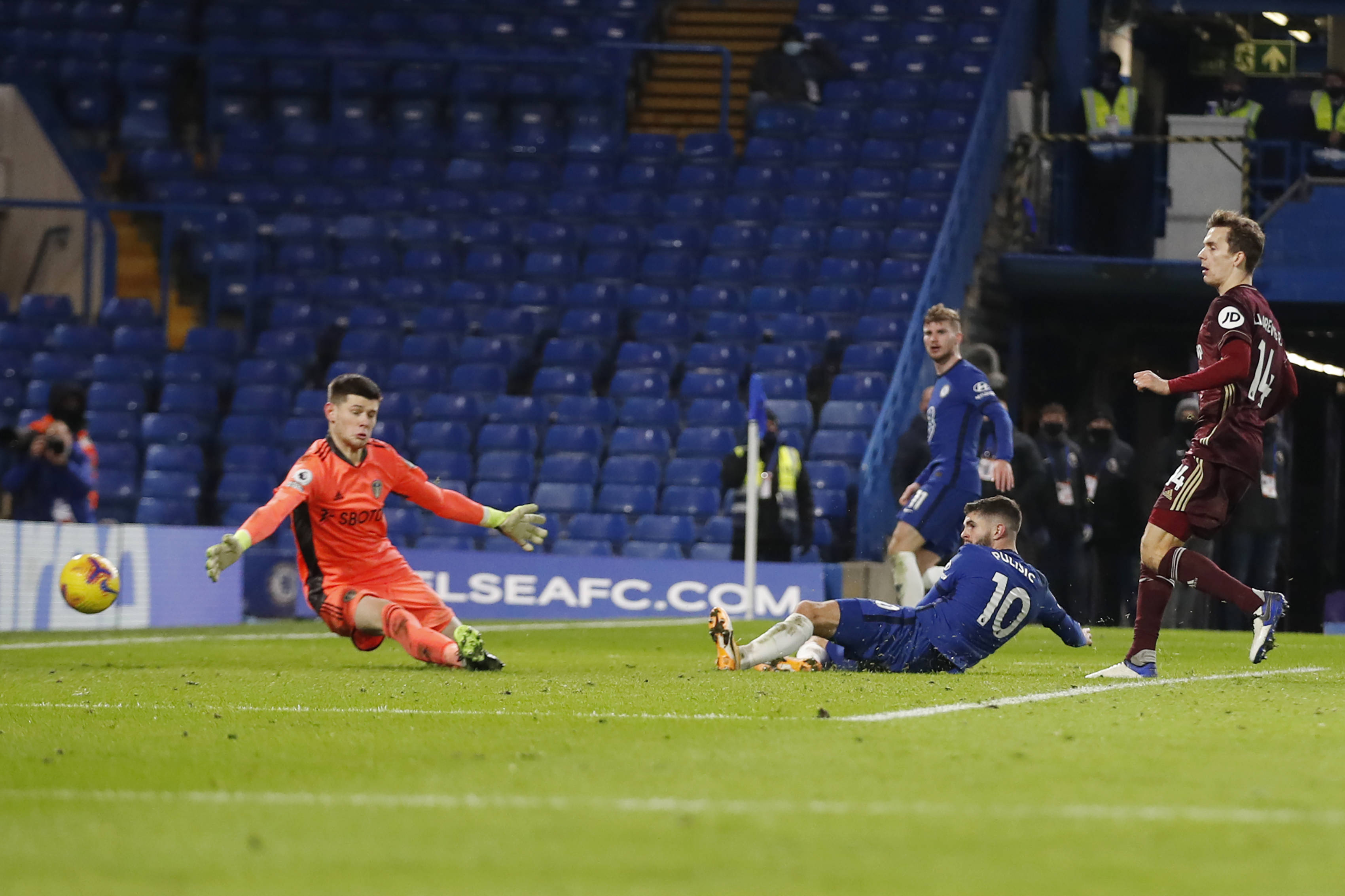 的竞争和顶 的竞争和顶